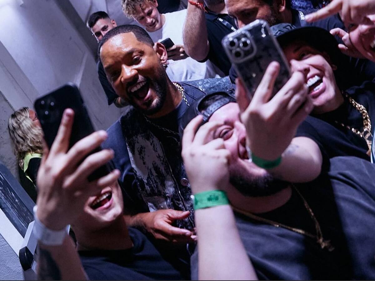 “Chile en la casa”: Cantante chileno del género urbano tuvo divertido encuentro con Will Smith durante la Velada del Año 2024