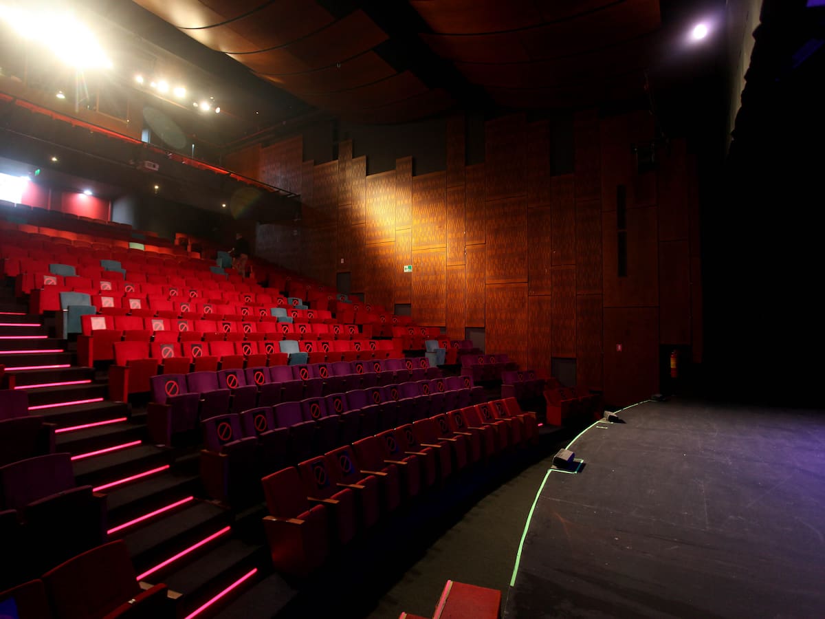 «Si hay que tomar medidas drásticas, deben ser para todos»: mundo del teatro manifiesta su descontento ante medidas sanitarias