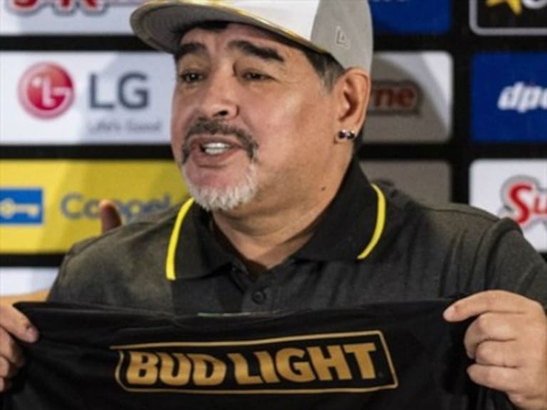 Maradona tras ser presentado en Dorados de Sinaloa: «No he venido de paseo»