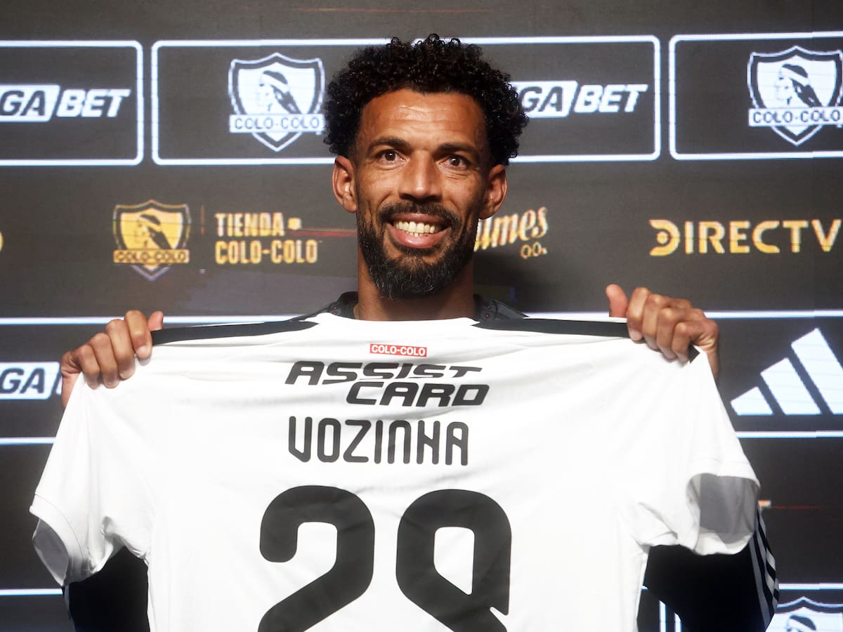 Vozinha emociona a todos con la explicación de su dorsal en Colo colo: el mensaje ya es viral en redes