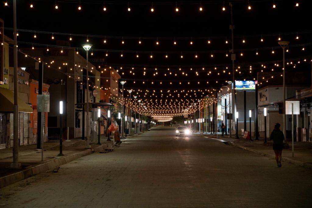 Una calle vacía en Chihuahua por el bloqueo. Foto: Getty Images