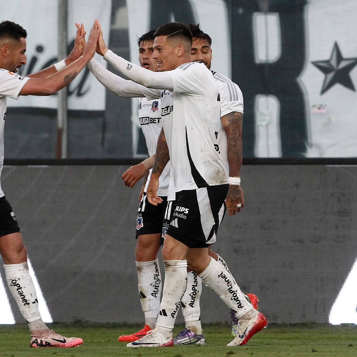 Con aforo limitado: cambian horario para el choque de Colo Colo ante Deportes Limache