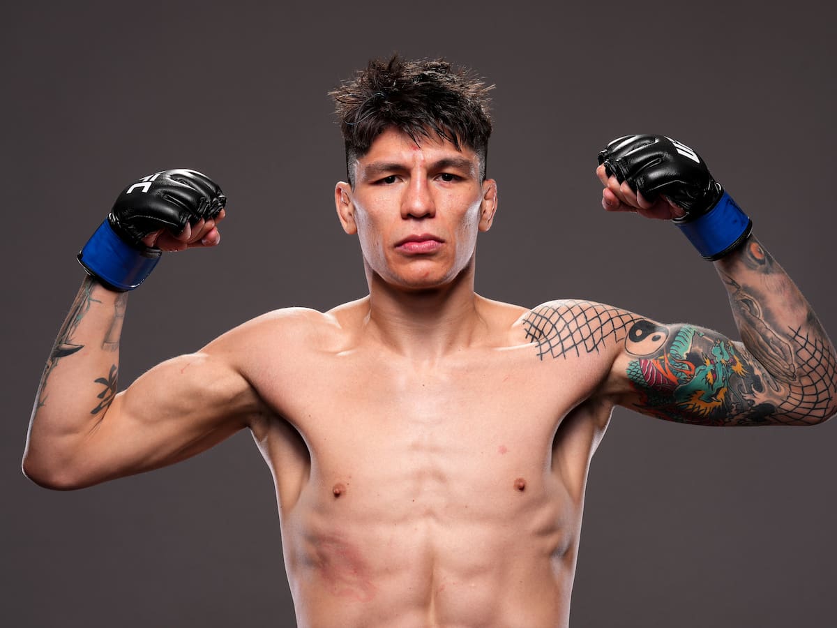 ¡Ya es oficial! Ignacio “La Jaula” Bahamondes entra al top 15 del peso ligero de la UFC