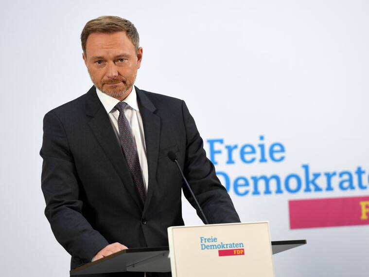 El líder de los liberales alemanes Christian Lindner ante los medios