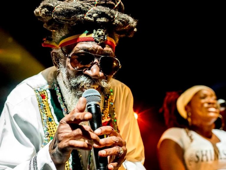 Bunny Wailer, reconocido miembro de The Wailers, falleció a los 73 años