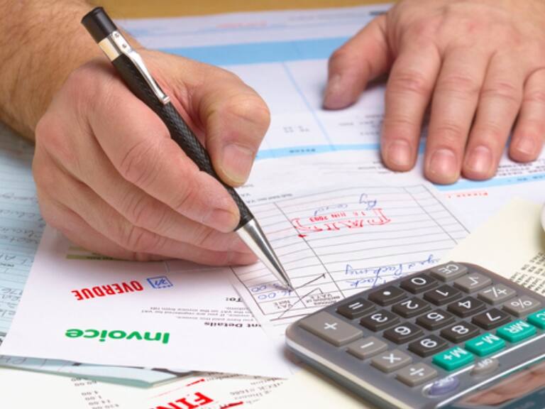 Según cifras de 2023: más de 4 millones de personas se encuentran endeudadas en Chile