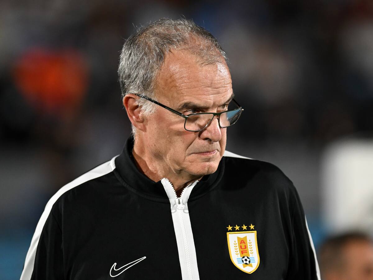 Nueva polémica en Uruguay: Marcelo Bielsa desafecta a cuatro jugadores antes del duelo con Bolivia por Eliminatorias