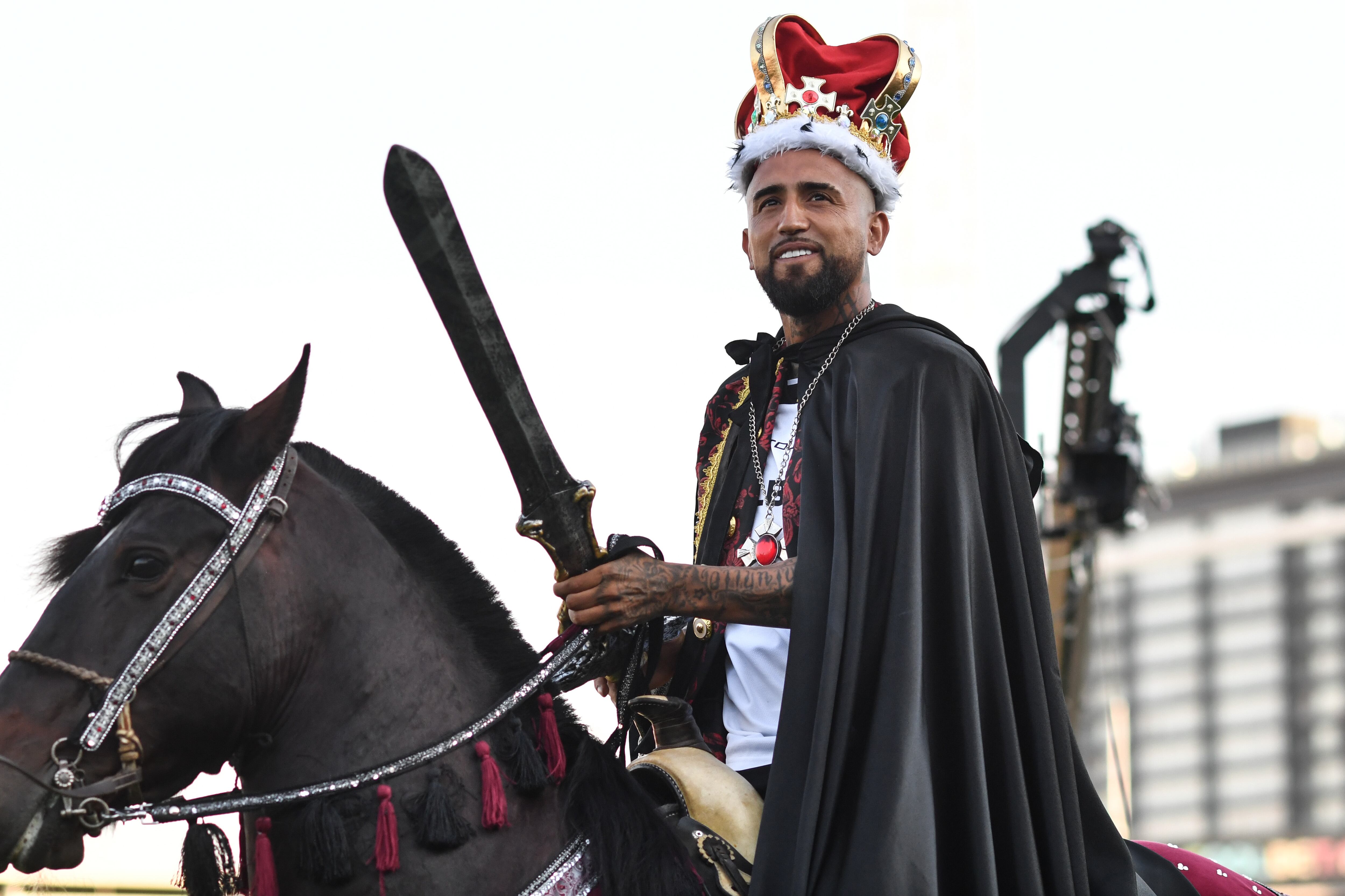 Arturo Vidal en su bienvenida a Colo Colo | Agencia Uno