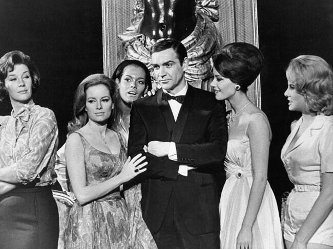 Sean Connery como James Bond