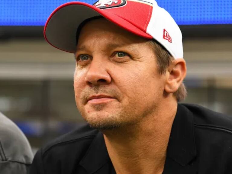 Jeremy Renner regresa a la actuación a un año de sobrevivir al accidente que casi le cuesta la vida