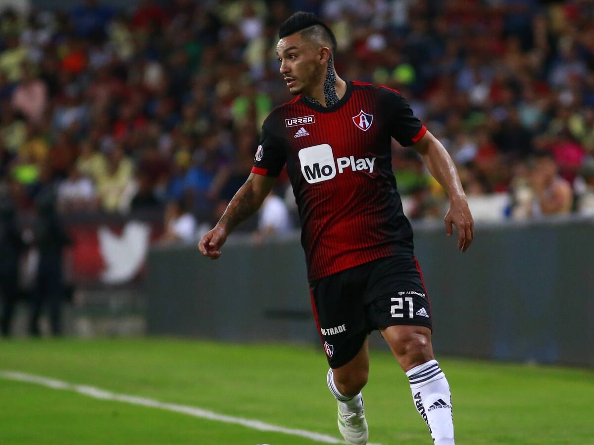 Al final no llegó: Universidad de Chile se quedó solo con dos refuerzos y sin Lorenzo Reyes