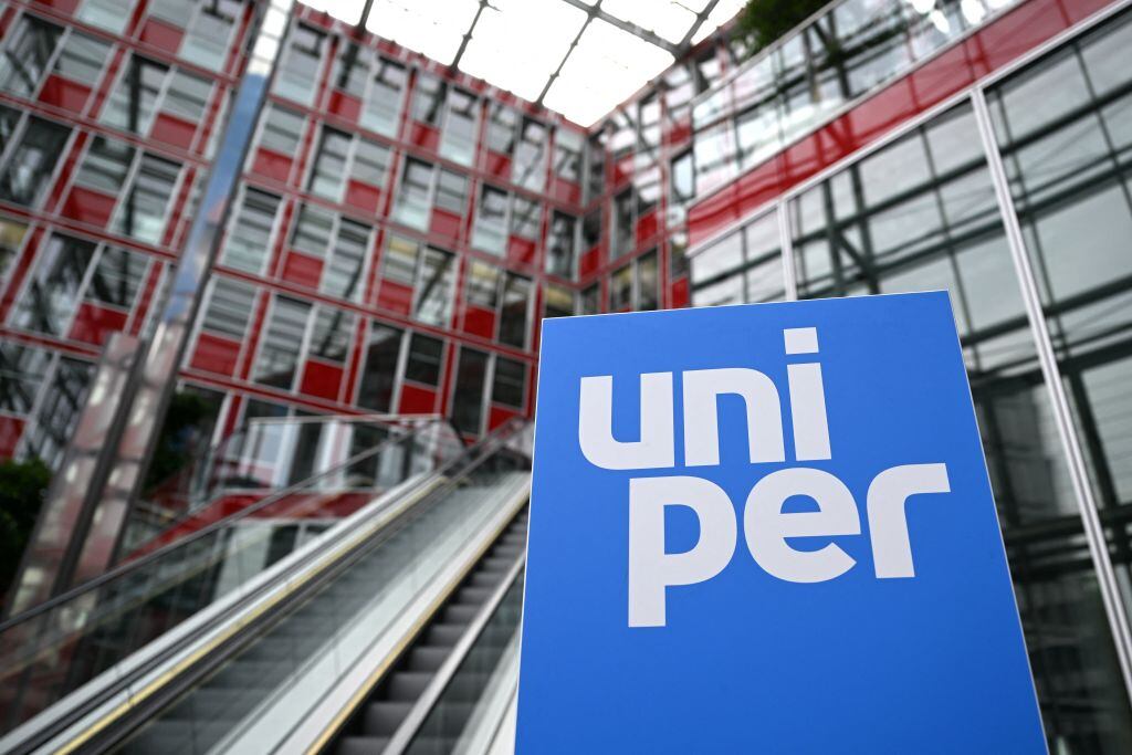 El logo de la empresa Uniper de Alemania en su sede central en Düsseldorf