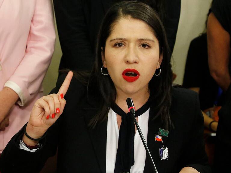 Diputada Consuelo Veloso tras renunciar a su partido: «RD va camino a su fin»