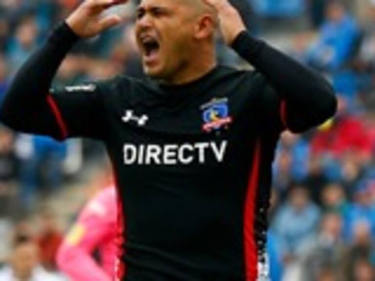 Colo Colo se niega a pagarle el sueldo restante a Humberto Suazo