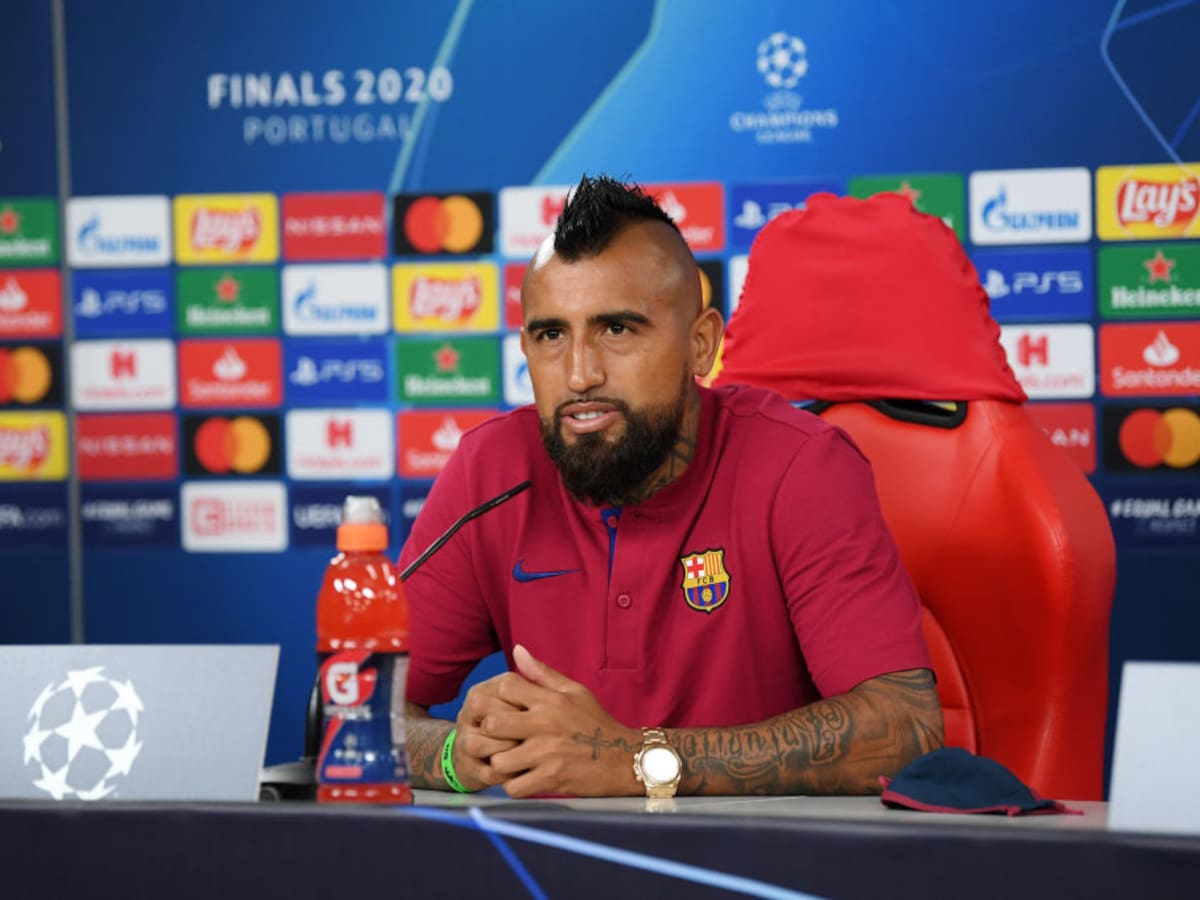Columnista española advirtió a Arturo Vidal: «Es hora de cumplir tu palabra»