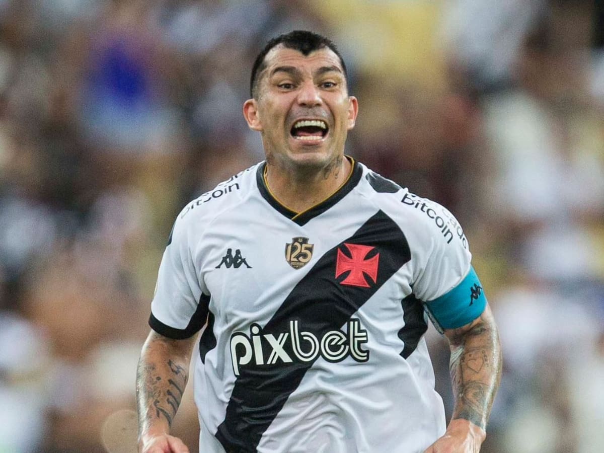 Delantero brasileño revela detalles sobre su escandalosa pelea con Gary Medel: “Intentó hablarme de dinero”