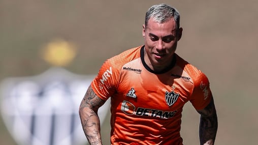 Eduardo Vargas retorna a los entrenamientos de Atlético Mineiro