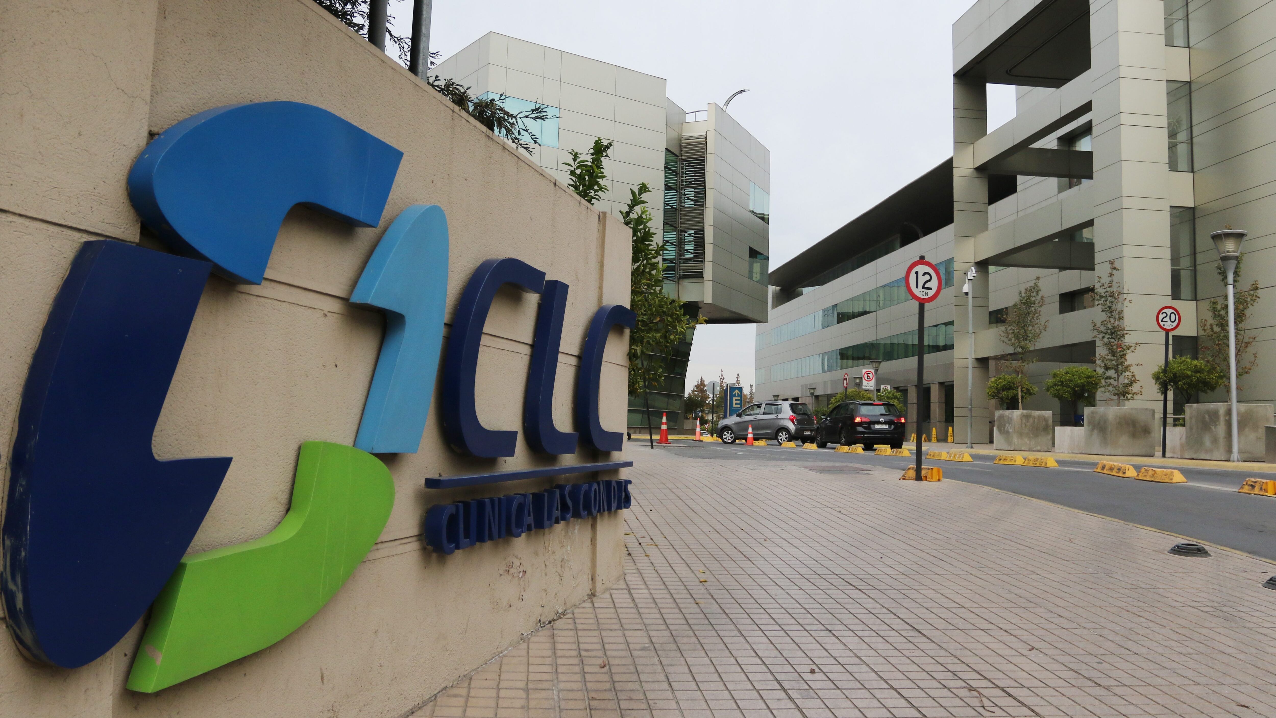 Gobierno se querelló contra presidente del directorio de Clínica Las Condes