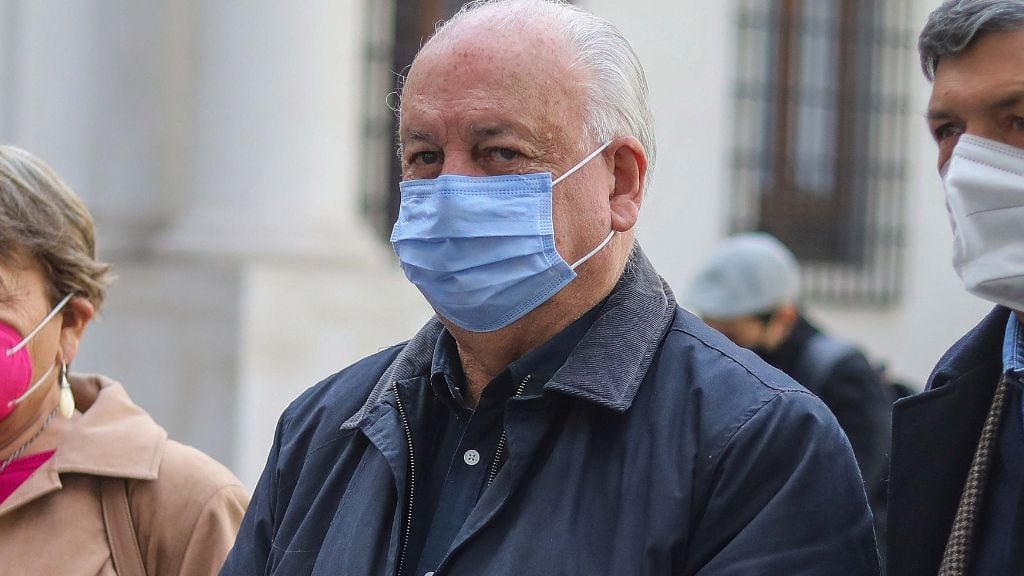 Guillermo Teillier asegura que la derecha intenta desacreditar al Presidente