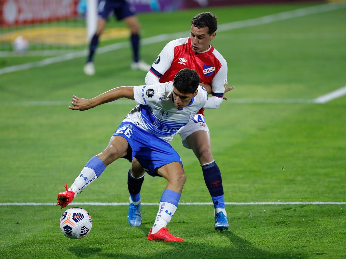 RESUMEN | Universidad Católica derrotó Nacional y sigue con vida en Copa Libertadores