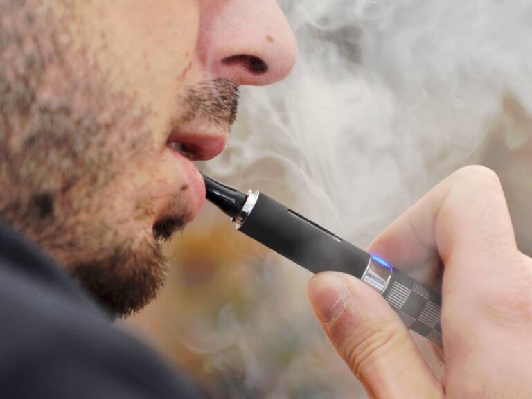 A ley nueva regulación de cigarrillos electrónicos: ¿Cuáles son las nuevas normas y qué establecen?