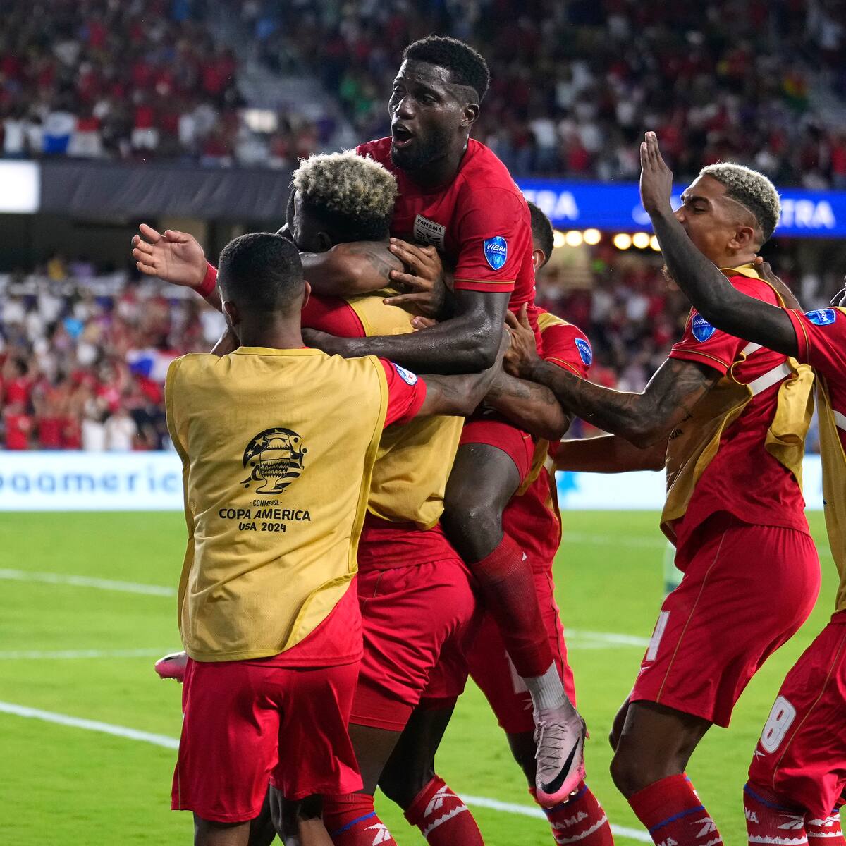 Panamá da cátedra de buen fútbol, supera a Bolivia, y se mete en los 4tos de final de la Copa América
