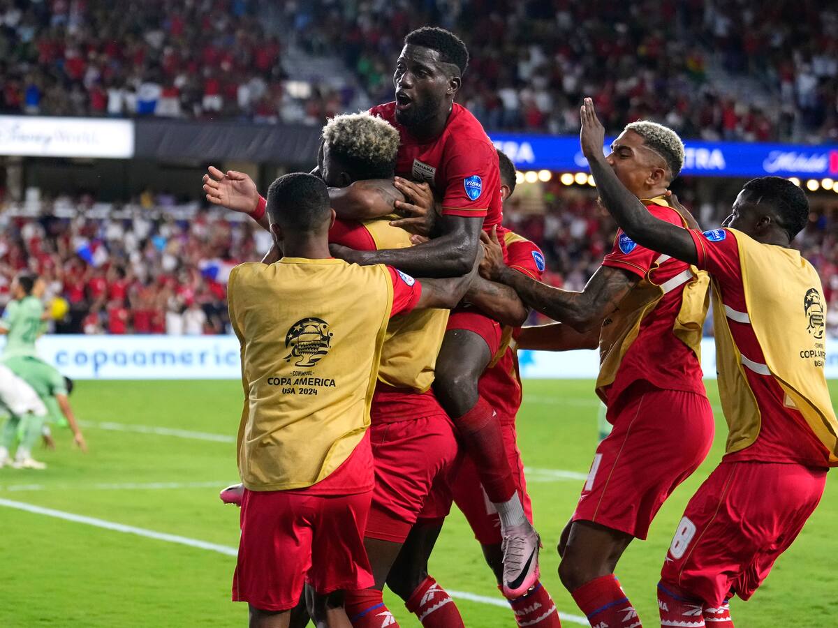 Panamá da cátedra de buen fútbol, supera a Bolivia, y se mete en los 4tos de final de la Copa América