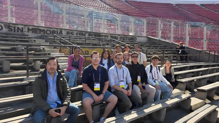 Jóvenes reporteros del Mundial Sub 20 recorren el Sitio de Memoria del Estadio Nacional