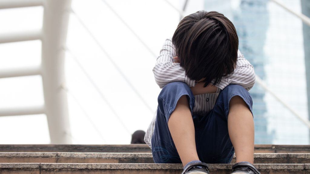 Cuidemos La Infancia - maltrato y abuso infantil