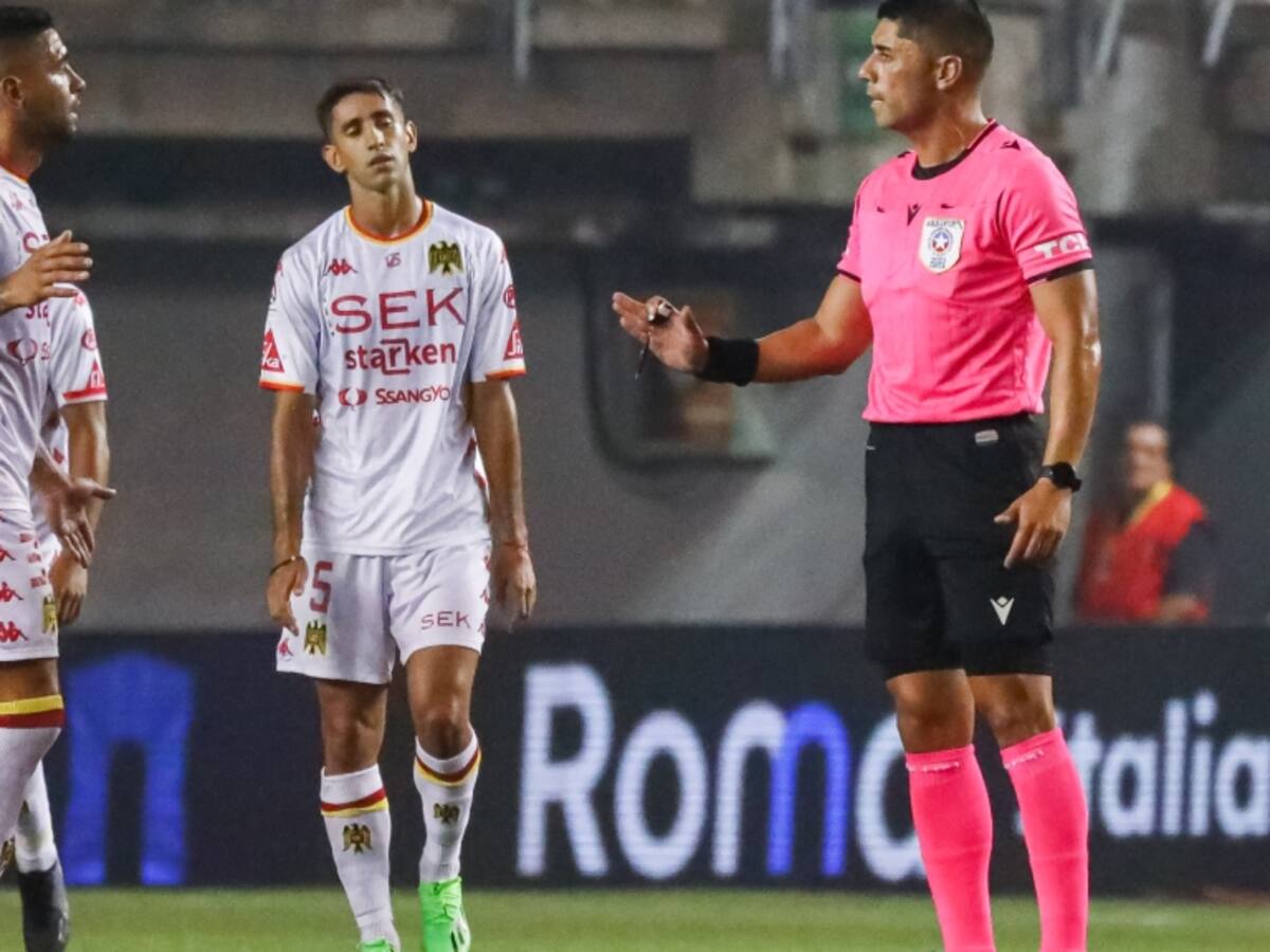 Unión Española solicita reunión a Roberto Tobar por los arbitrajes en el Campeonato Nacional 2023