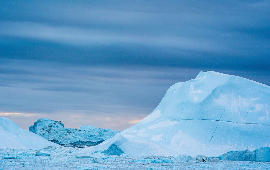 El cambio climático acelera el deshielo de glaciares en la zona del Ártico