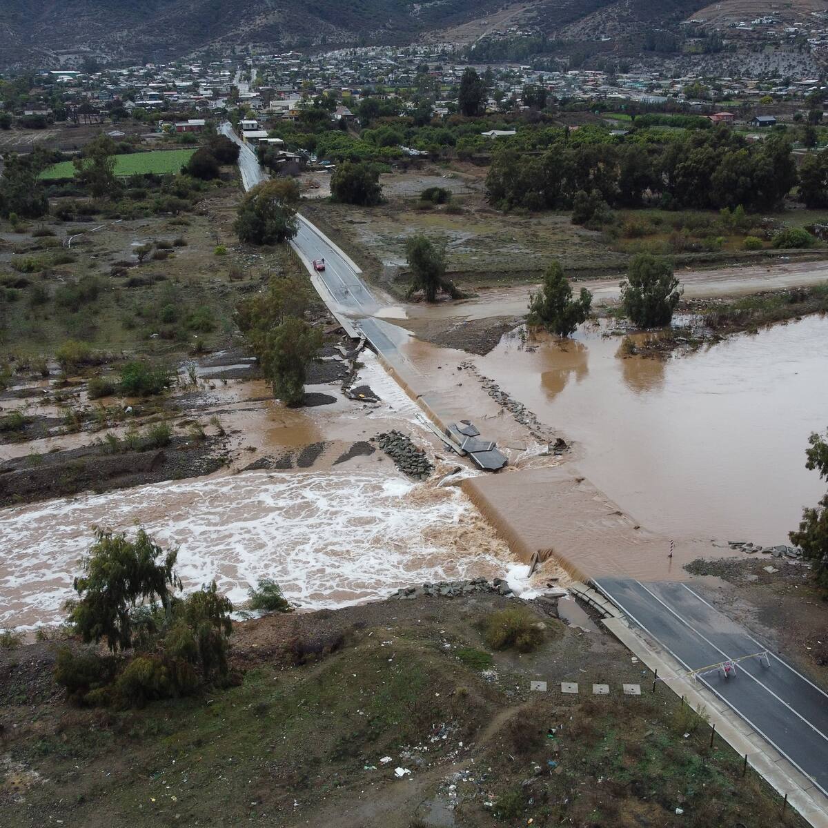 Senapred entrega nuevo balance nacional del temporal: 13 personas fallecidas y más de 63 mil aislados