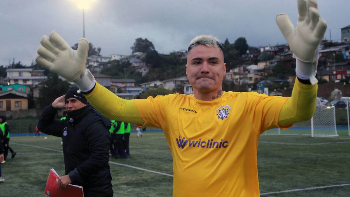 Cristóbal Campos comparte su primera foto en la clínica tras grave accidente: la emotiva publicación del arquero chileno
