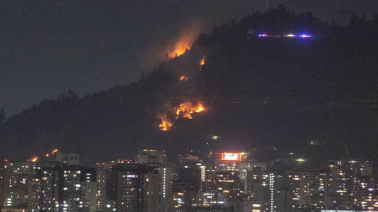 Reactivación de incendio en cerro San Cristóbal - Richard Jiménez - ADN Hoy - 22 de diciembre de 2023