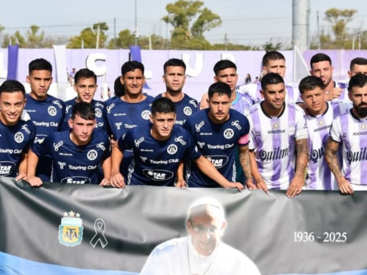Ex Cobreloa realiza polémico gesto en homenaje al papa Francisco: luego tuvo un partido para el olvido