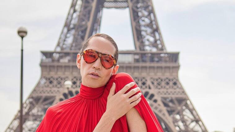 Di Mondo impacta en la Torre Eiffel