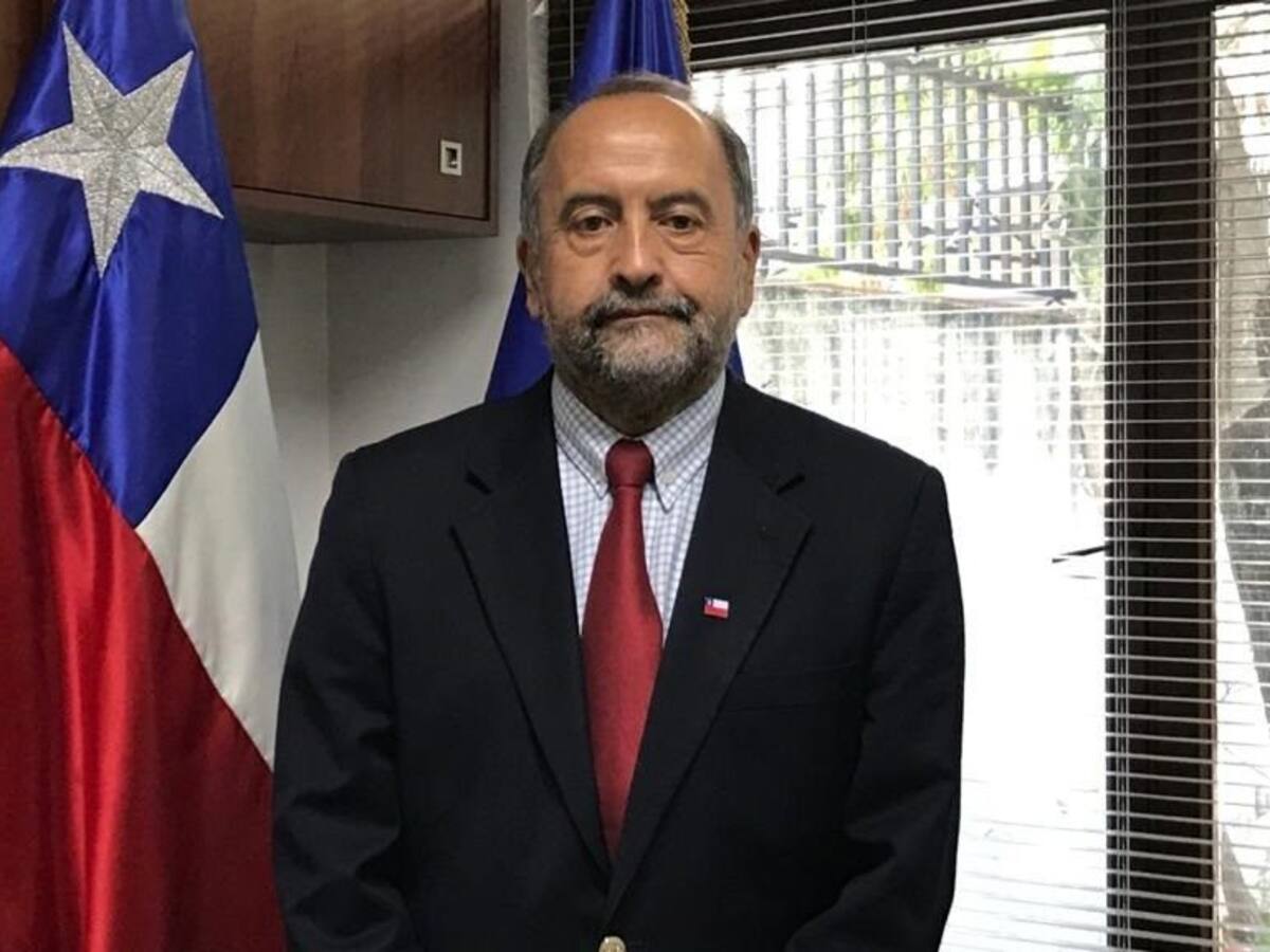 Por «no ceñirse» a calendario de vacunación: Intendencia del Maule comunicó la salida del gobernador de Talca