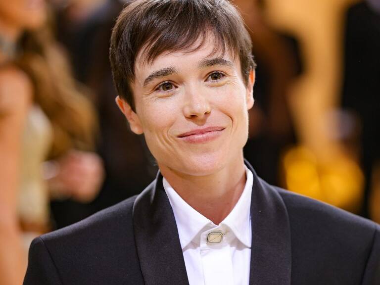 Elliot Page revela que famoso actor de Hollywood lo amenazó con «quitarle lo gay»