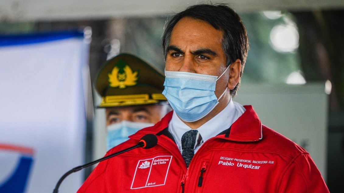 10 DE JUNIO 2021 / TEMUCOPunto de prensa en Escuela de Formación Grupo Temuco de Carabineros, por la incautación de armamento y municiones durante la detención de un hombre vinculado al ataque incendiario del pasado 4 de junio en Los Sauces. En la imagen, el Coordinador de la Macrozona Sur, Pablo Urquízar.
FOTO: ROCIO CUMINAO ROJAS / AGENCIAUNO