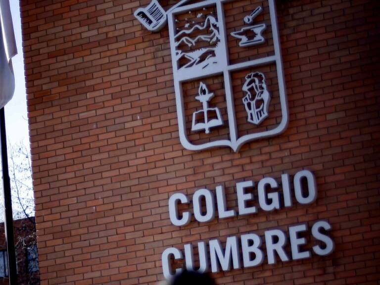 Colegio Cumbres aparta de funciones a sacerdotes acusados de abuso y tortura tras demanda de exalumna contra Legionarios de Cristo