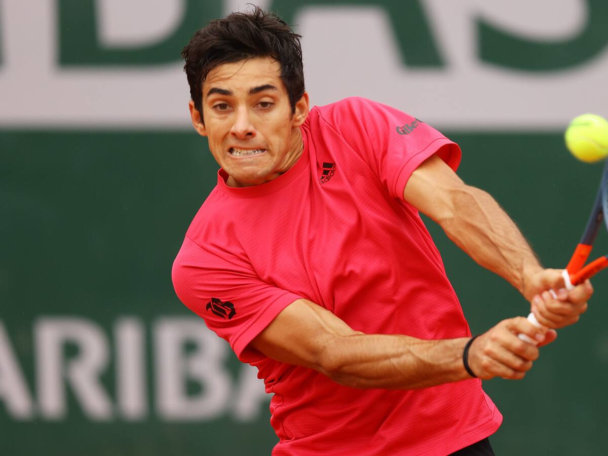 Garin sorprende en Viena: Sin entrenador consiguió un triunfazo y eliminó a Stan Wawrinka