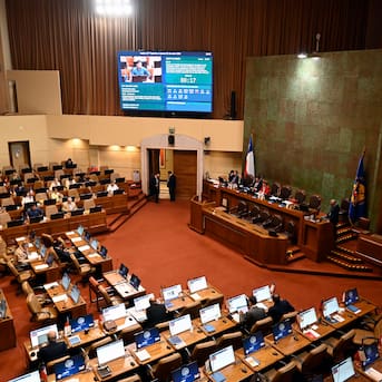 Censura a la mesa de la Cámara: Cariola llama a “recapacitar” mientras Chile Vamos y Demócratas se restan de la iniciativa