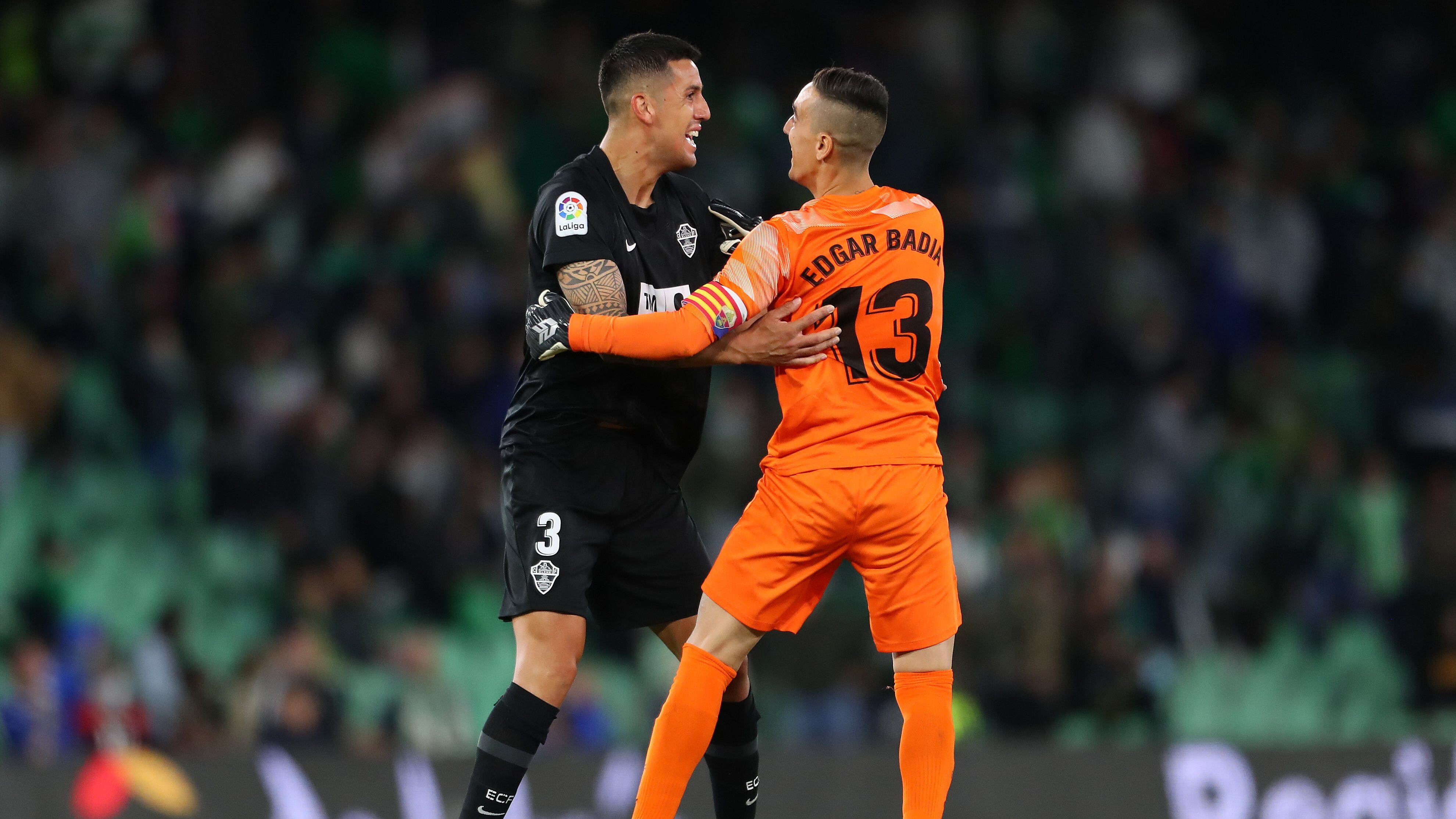 Real Betis sufrió dura derrota ante el Elche de Enzo Roco