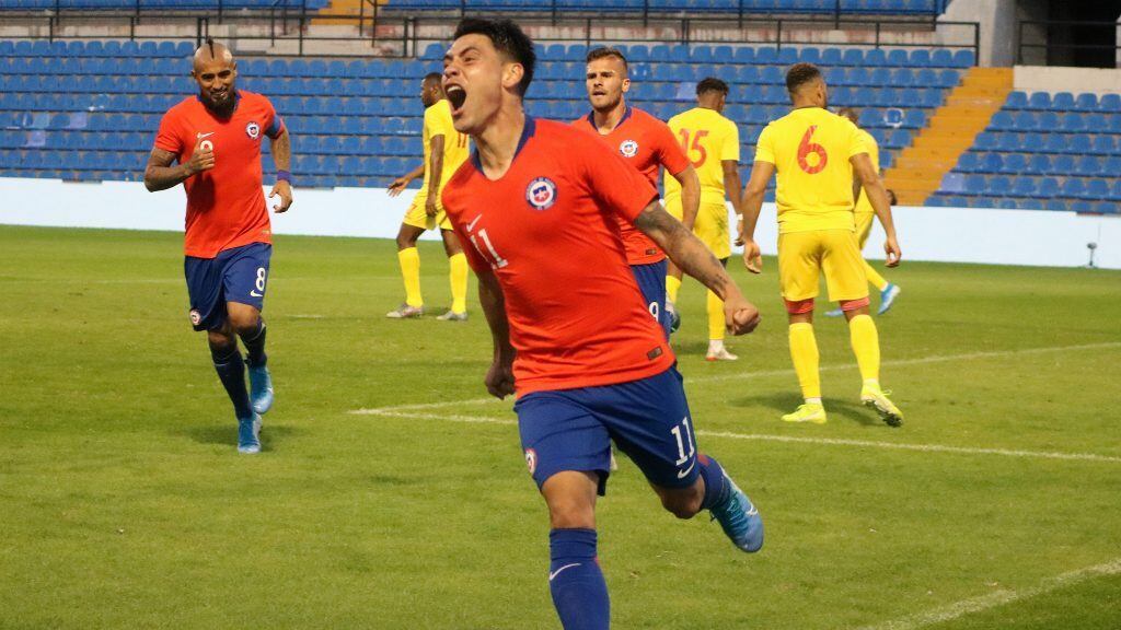 15 DE OCTUBRE DE 2019/ALICANTEFelipe Mora en festejo de un gol, durante el partido amistoso entre las selecciones de Chile vs Guinea jugado en el Estadio José Rico Pérez de Alicante
FOTO: JOSE SOLER/AGENCIAUNO