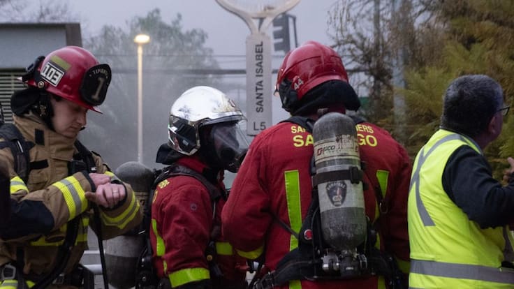 Con cambios en la Ruta Expresa: así funciona la Línea 5 del Metro de Santiago hoy tras incendio en estación Santa Isabel