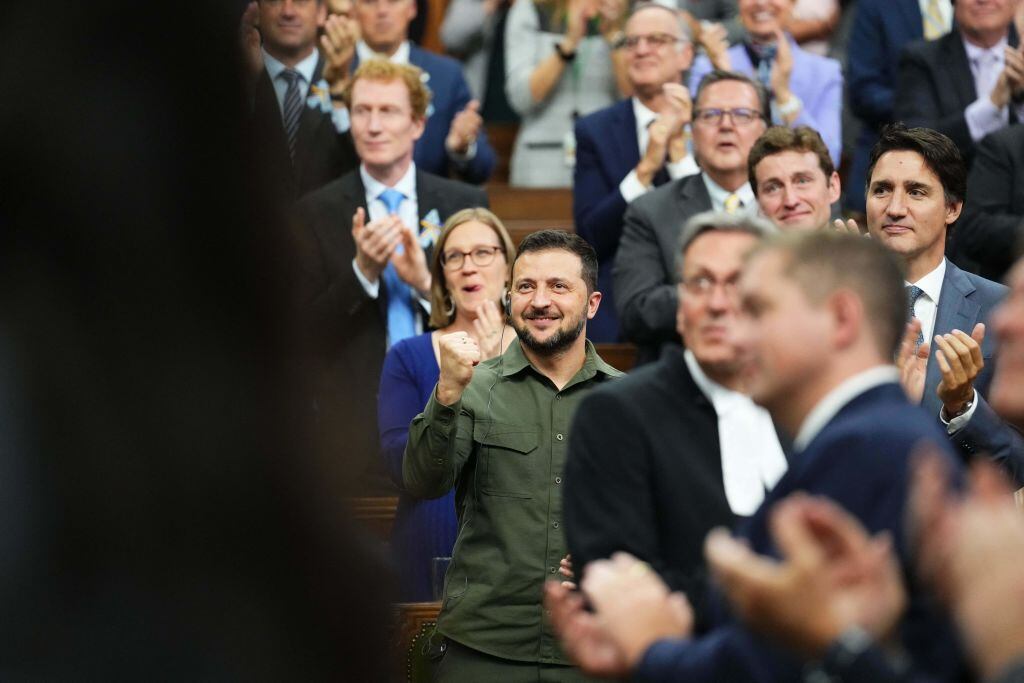 Zelenski y Trudeau aplauden de pie a veterano del ejército nazi en Canadá
