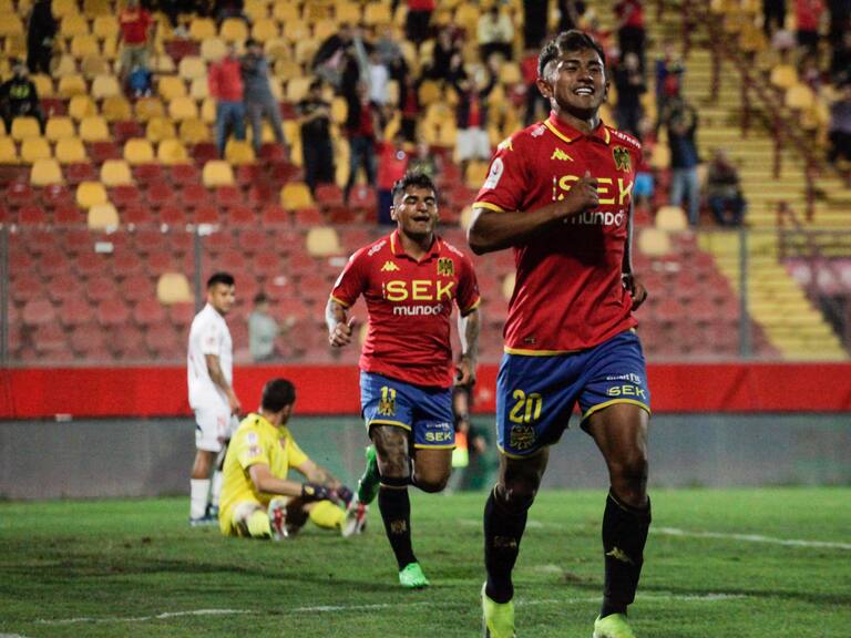 “Estaba muy enojado por la situación”: Franco Frías reconoce la molestia de Emiliano Vecchio tras su expulsión ante la U