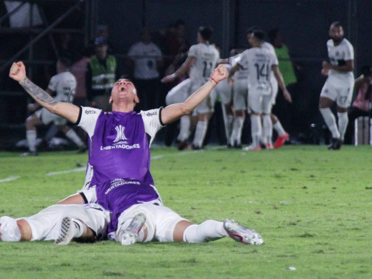 Sampaoli y Pulgar se quedaron fuera de la Libertadores tras dramática caída frente a Olimpia
