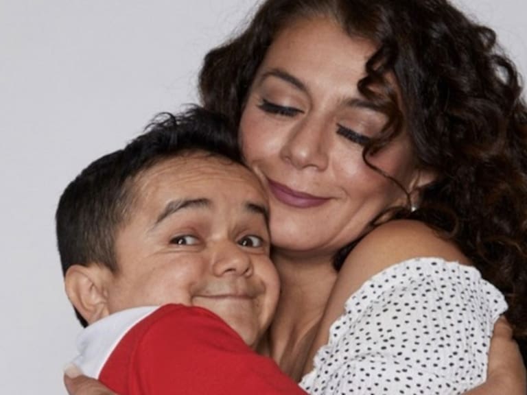 Paola Troncoso y Miguelito