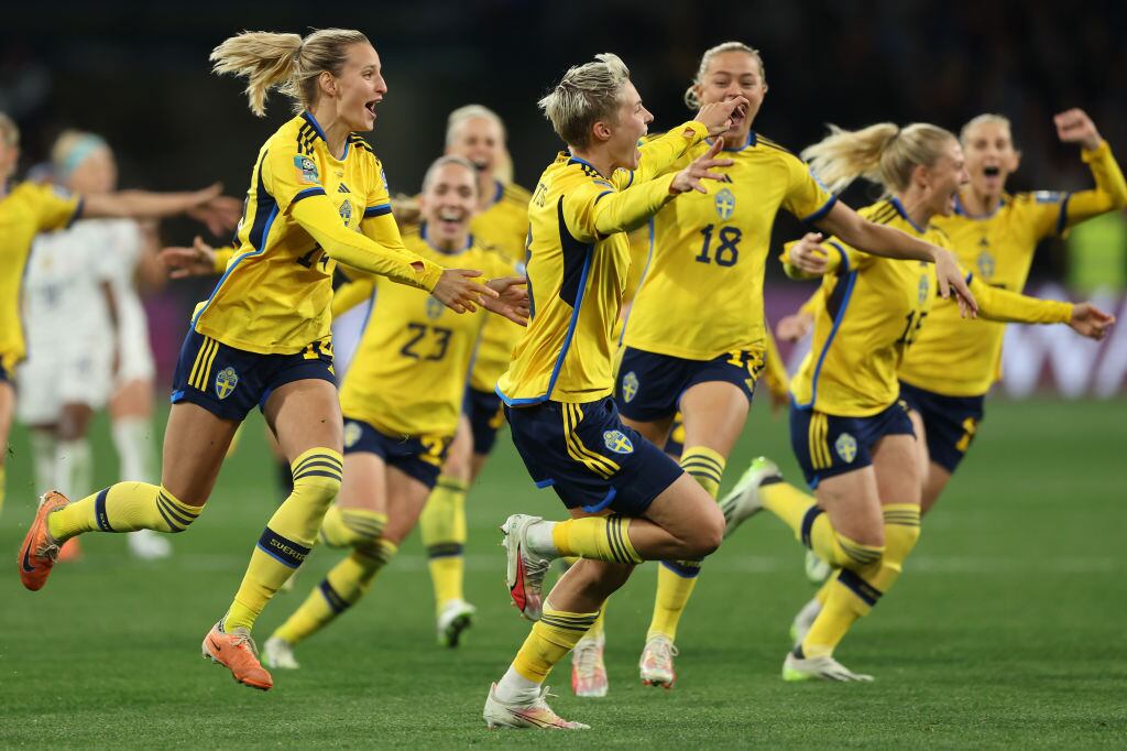 Suecia festeja la clasificación por penales ante EEUU en el Mundial